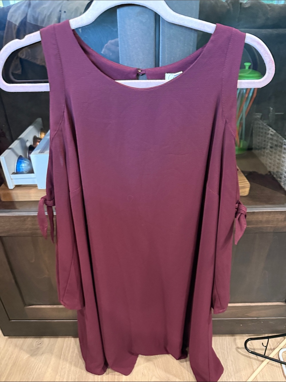 Speechless Plum Cold-Shoulder Shift Dress